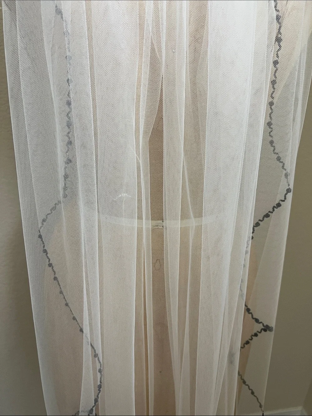 En vogue V2091sf ivory/black edge